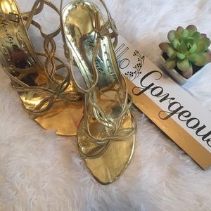 🌟 Just In 🌟 Her style Gold strappy heels ✨